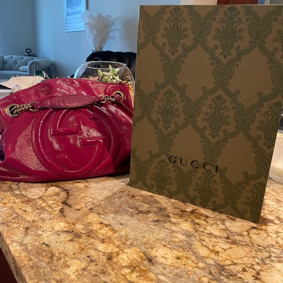 Gucci Soho medium size/Gucci Soho Medium Black Double Leather Chain Shoulder Bag - Picture 11 of 16